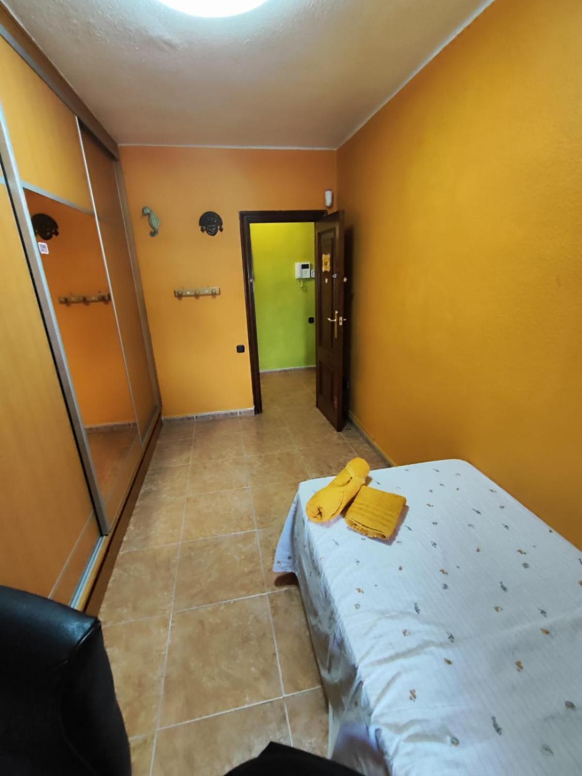 Valencia Avenida Del Puerto Private Rooms Экстерьер фото